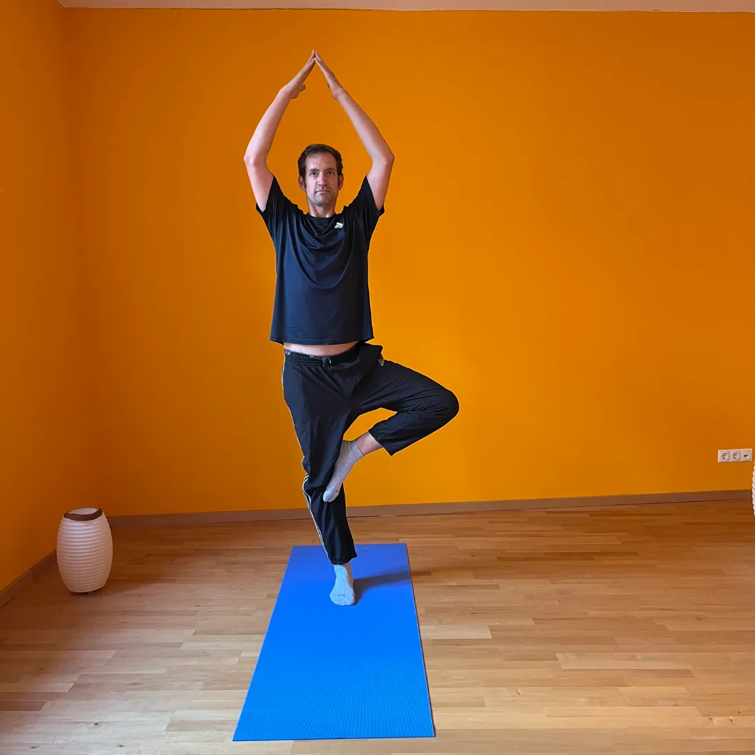 Yoga-Übung: Der Baum